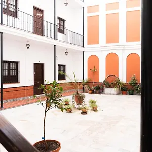 Muy Céntrico Apto. En Típico Patio Sevillano Appartamento