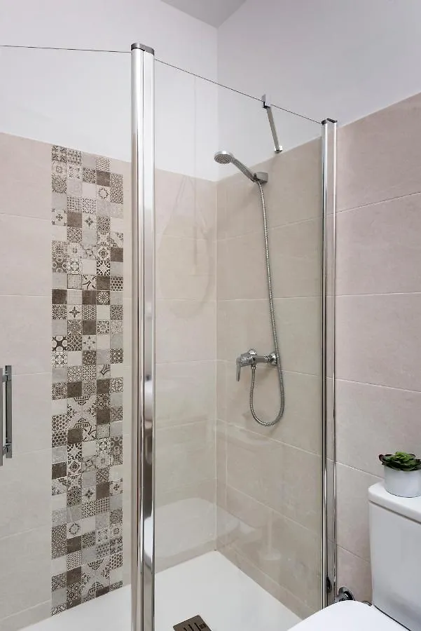 Hsh Suites Campana Siviglia